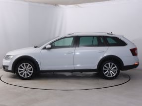 Skoda Octavia Scout - 2016