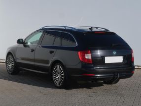 Škoda Superb - 2010