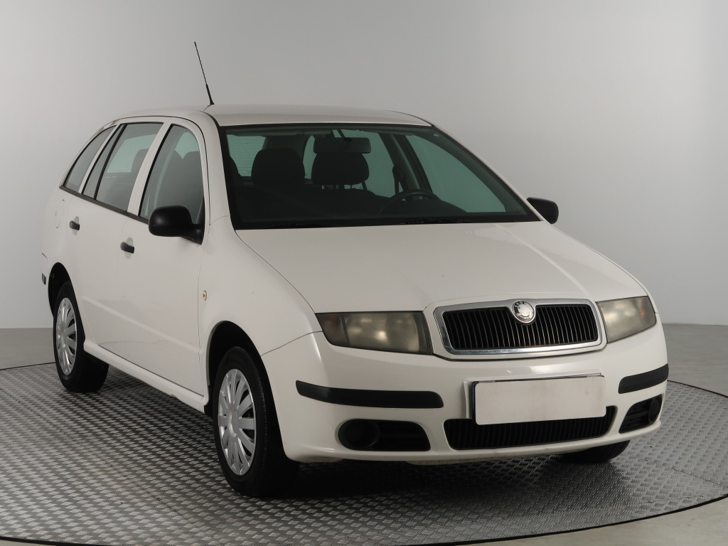 Škoda Fabia, 2004