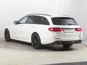 Mercedes-Benz E - 2017