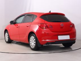 Opel Astra - 2015