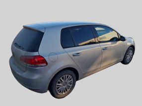 Volkswagen Golf - 2010
