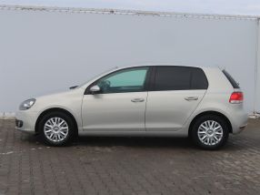 Volkswagen Golf - 2010