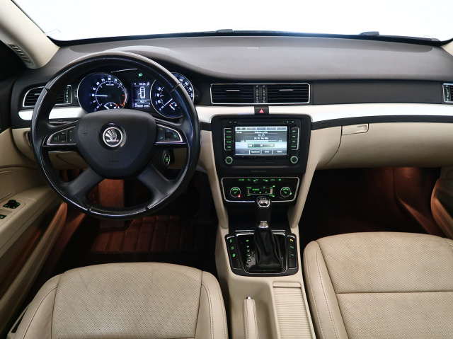 Škoda Superb