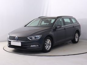 Volkswagen Passat - 2015
