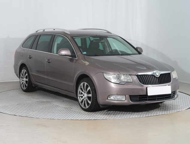Škoda Superb 2010