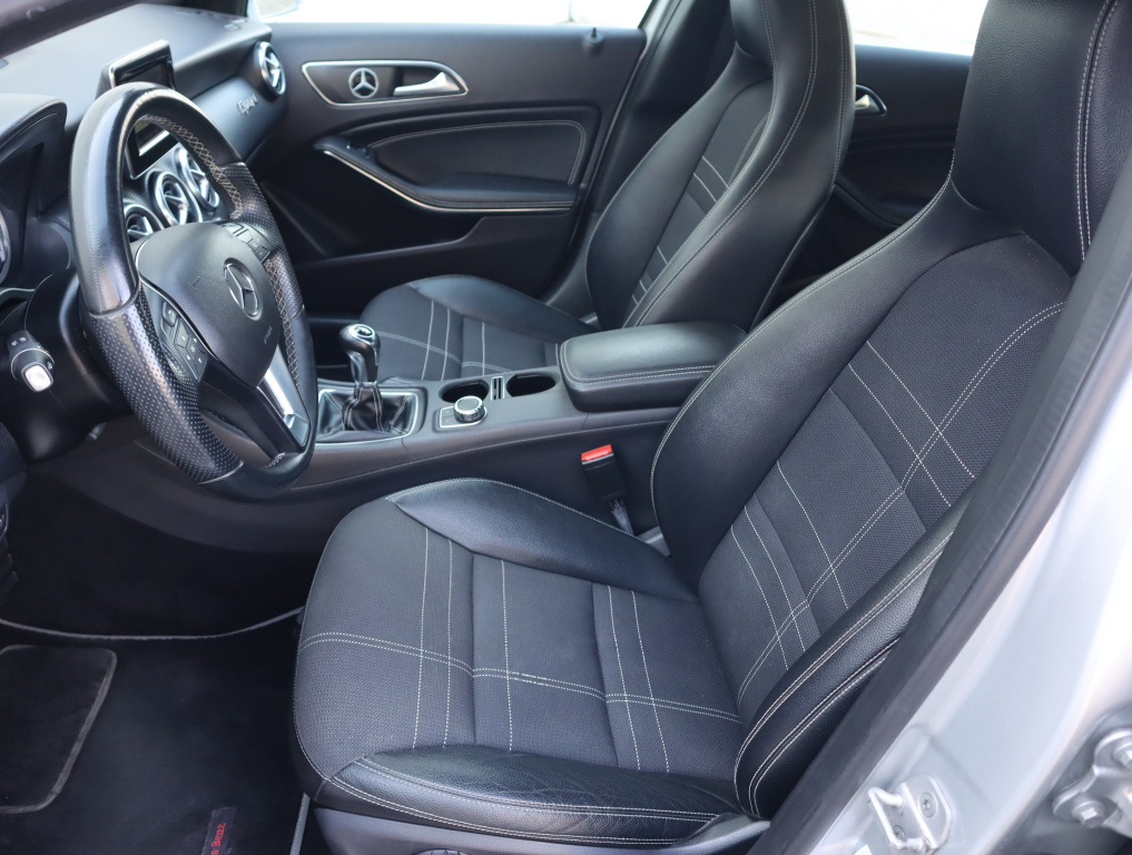 Mercedes-Benz A