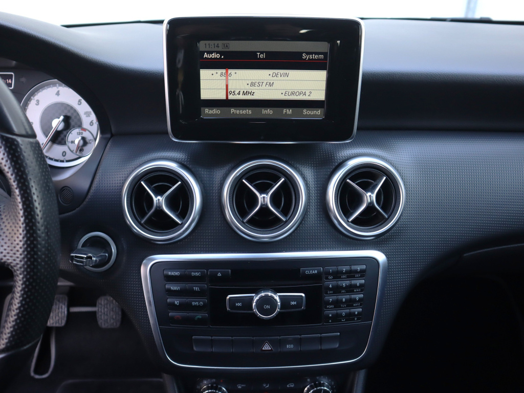 Mercedes-Benz A