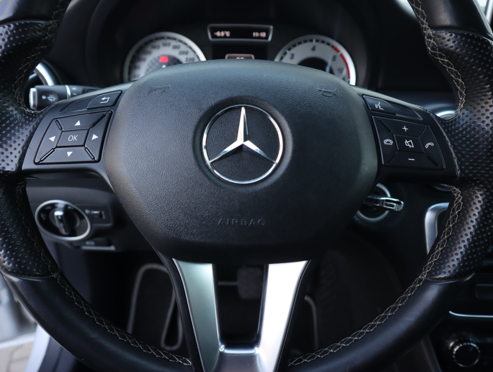 Mercedes-Benz A