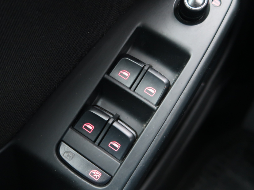 Audi A4, 2011