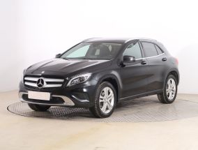 Mercedes - Benz GLA - 2016