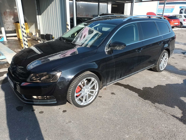 Volkswagen Passat 2011