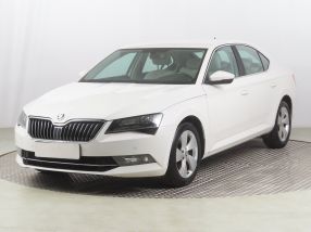 Škoda Superb - 2017