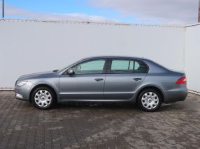 Škoda Superb - 2011