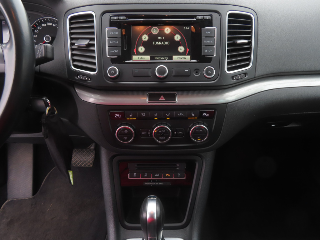 Volkswagen Sharan