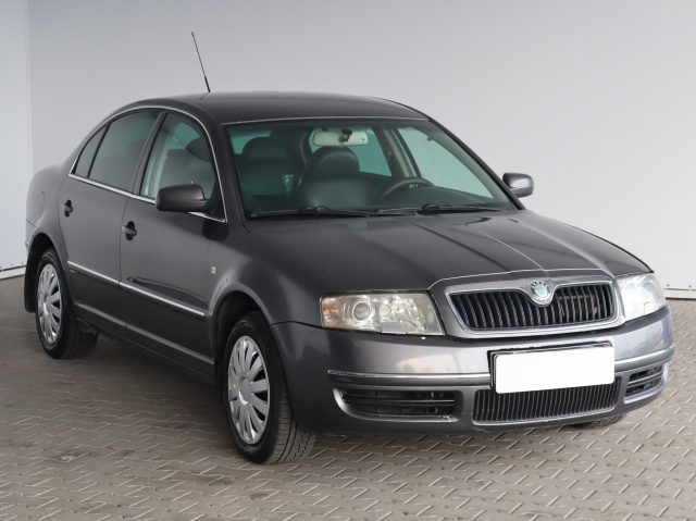 Škoda Superb 2006