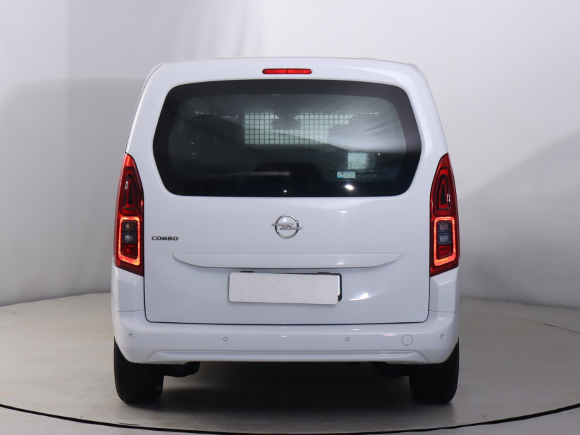 Opel Combo, 2022
