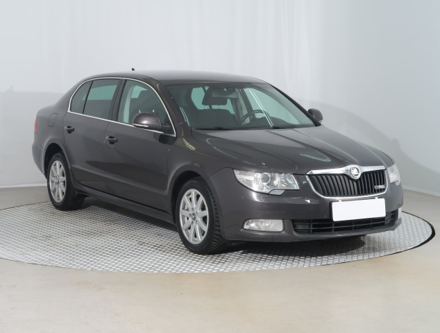 Škoda Superb 2010