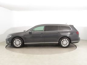 Volkswagen Passat - 2015