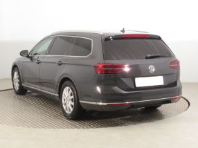 Volkswagen Passat - 2015