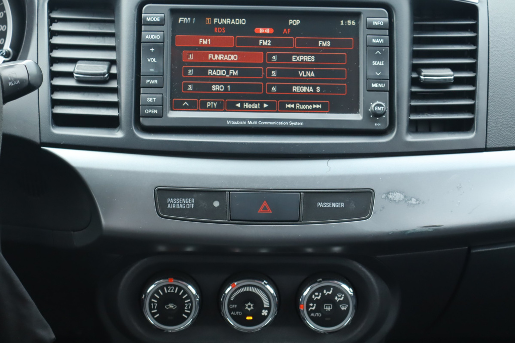Mitsubishi Lancer