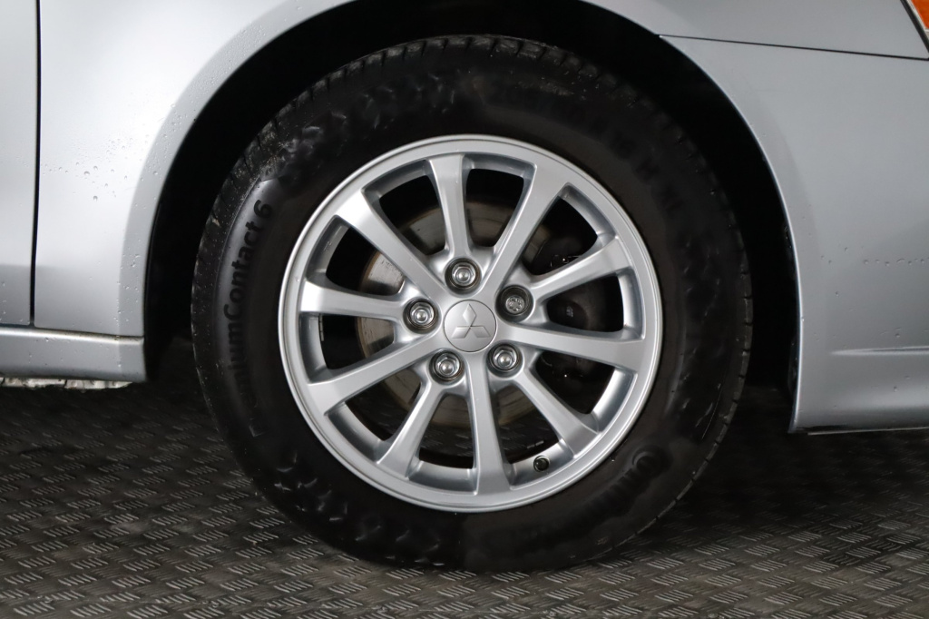 Mitsubishi Lancer