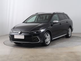 Volkswagen Golf - 2022