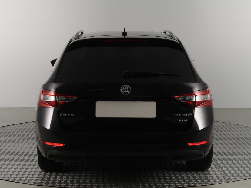 Škoda Superb, 2019