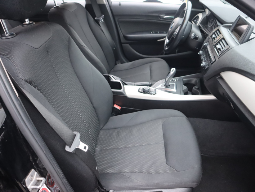 BMW 1, 2015