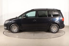 Volkswagen Touran - 2011