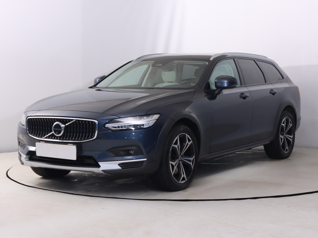 Volvo V90 Cross Country