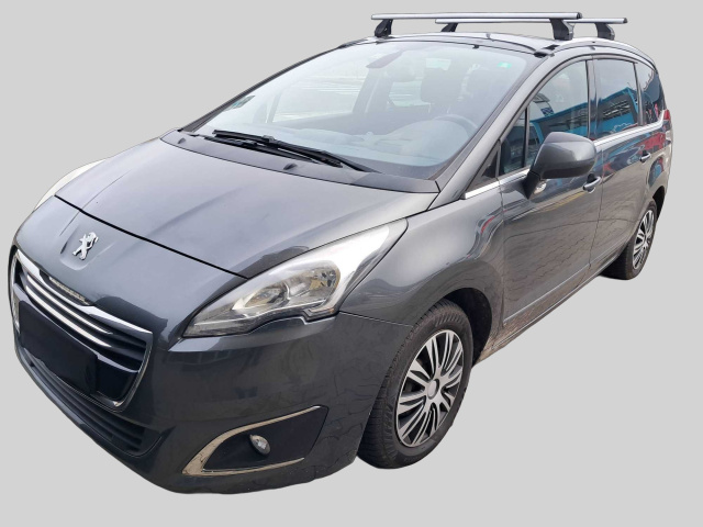 Peugeot 5008 2015