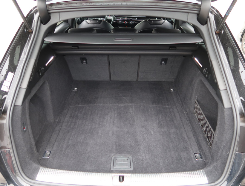 Audi A4, 2018