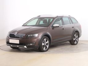 Škoda Octavia Scout - 2015