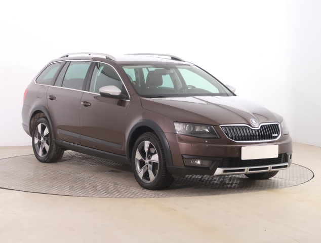Škoda Octavia Scout 2015