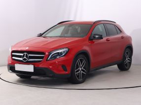 Mercedes - Benz GLA - 2016