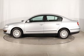 Volkswagen Passat - 2008