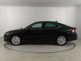 Škoda Octavia - 2024