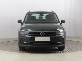 Volkswagen Tiguan - 2022