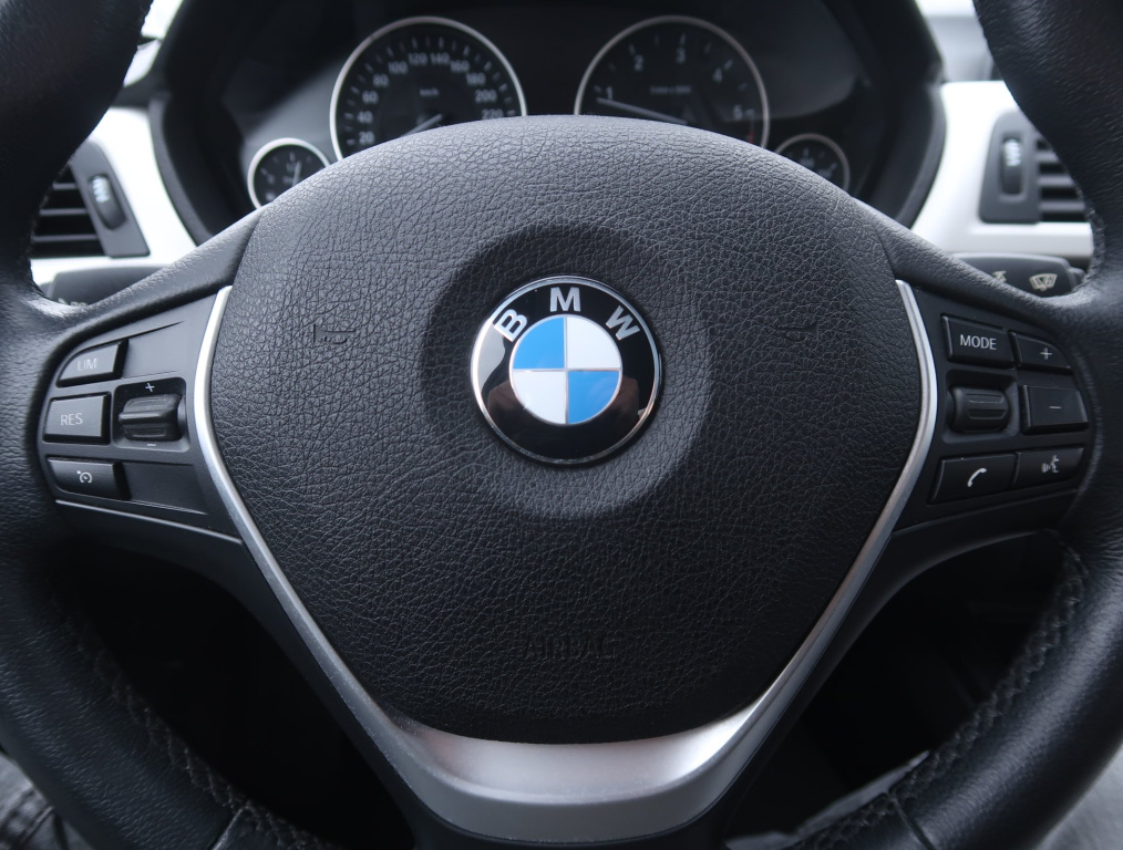 BMW 3