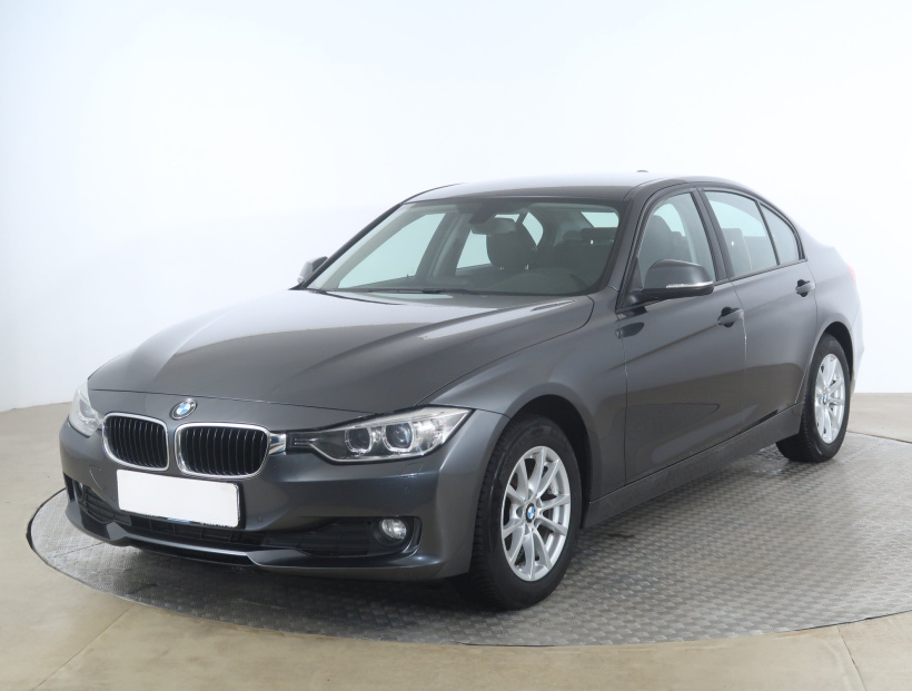 BMW 3, 2015