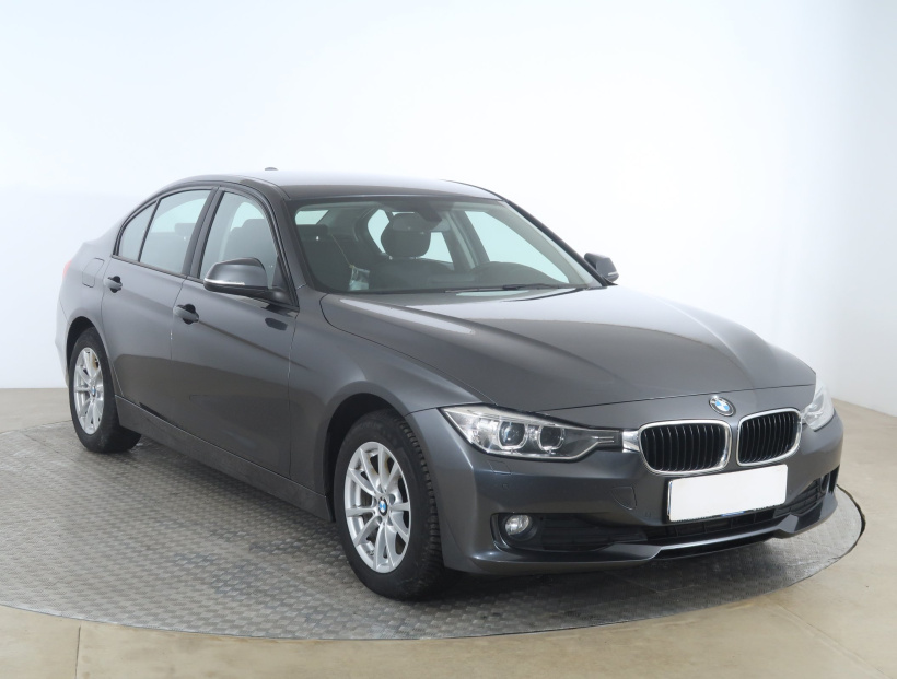 BMW 3, 2015