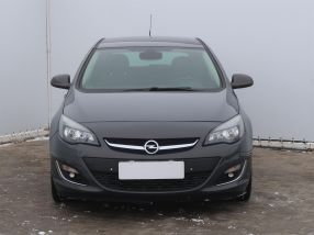 Opel Astra - 2013