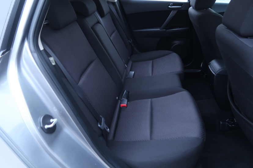 Mazda 3, 2010