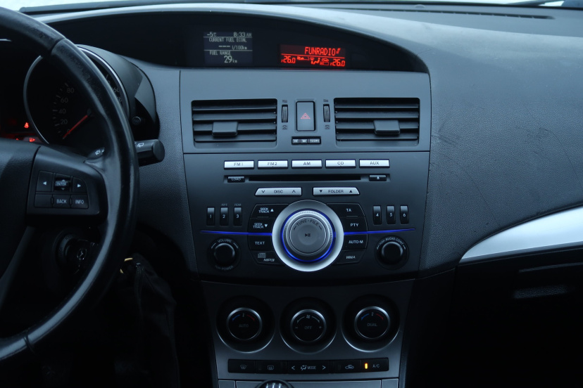 Mazda 3, 2010