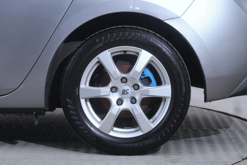 Mazda 3, 2010