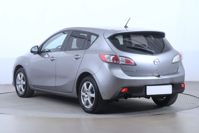 Mazda 3, 2010