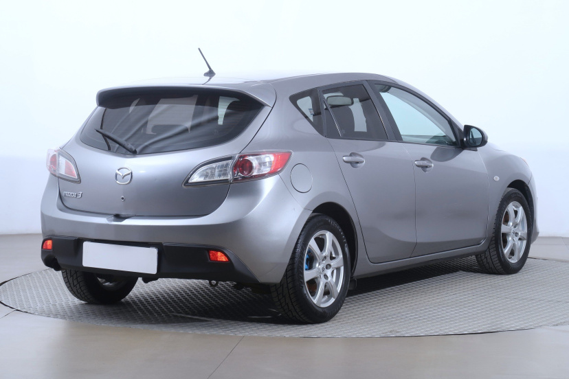 Mazda 3, 2010