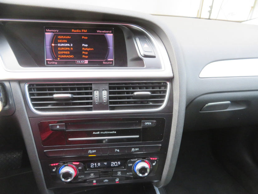 Audi A4, 2012