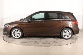 Mercedes-Benz B - 2015